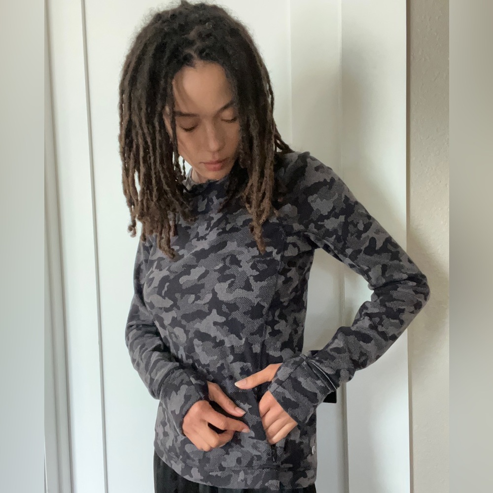 Lululemon Grey & Black Camo Sweatshirt